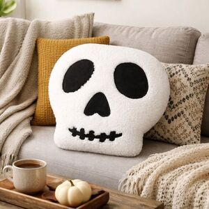 Skull Skeleton  Shaped Sherpa Halloween Throw Pillow Novogratz Decor 15”x18”